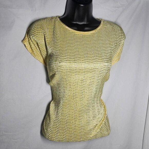 Vintage y2k 90s crinkle textured butter yellow top - Picture 1 of 4